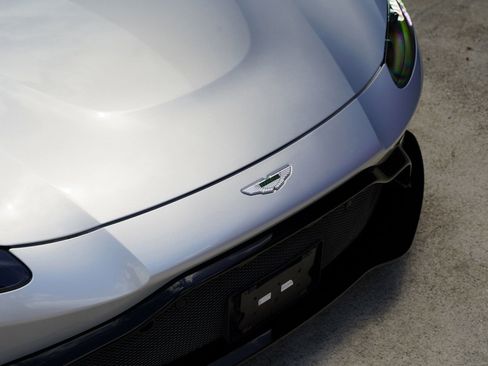 Used 2020 Aston Martin V8 Vantage Coupe RWD image 7
