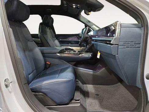 New 2026 Cadillac Escalade IQ Luxury 2 image 38