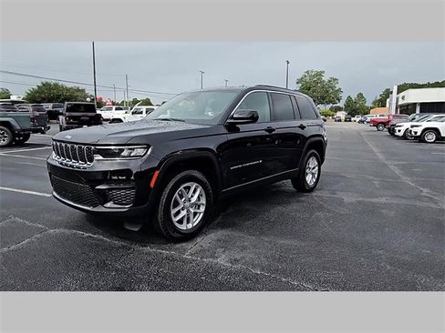 New 2025 Jeep Grand Cherokee Laredo X w/ Luxury Tech Group I image 21