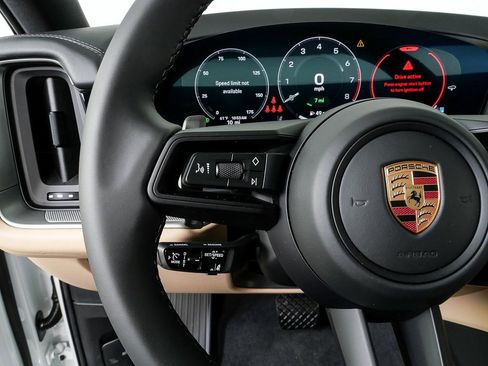 New 2026 Porsche Cayenne E-Hybrid Coupe image 10