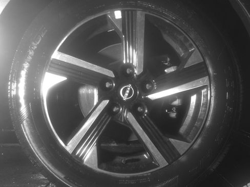 Used 2025 Nissan Sentra SV image 13