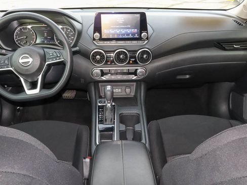 Used 2024 Nissan Sentra SV image 10