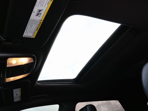 Used 2020 Dodge Durango R/T w/ Blacktop Package image 21