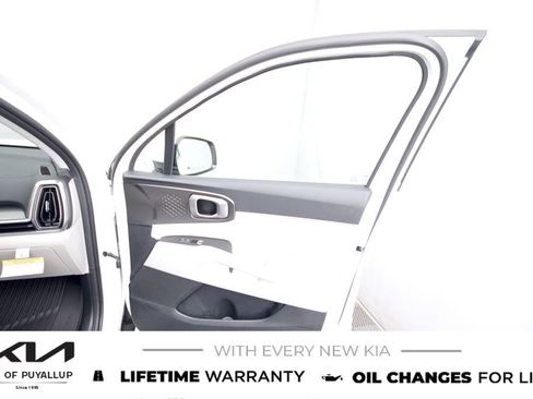 New 2026 Kia Sorento S image 15
