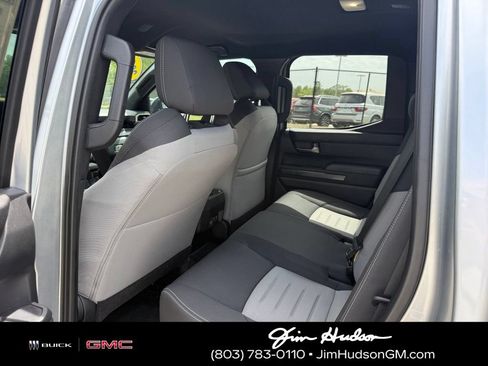 Used 2025 Toyota Tacoma TRD Off-Road AWD/4WD image 25