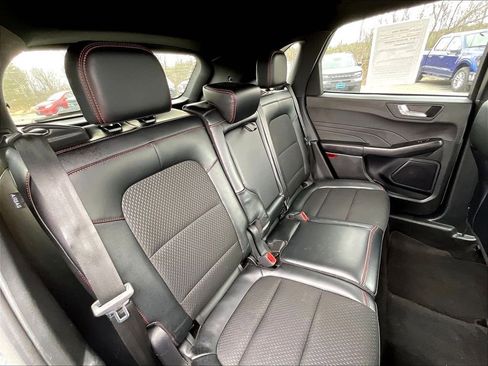 Used 2025 Ford Escape ST-Line Select AWD/4WD image 15