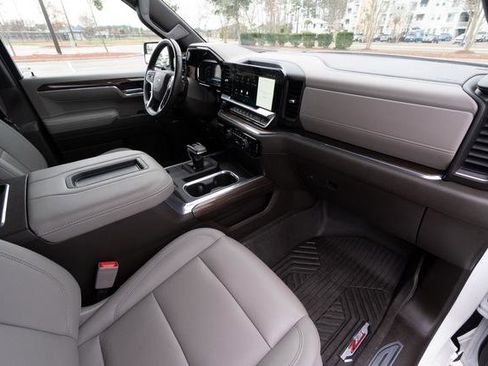 Used 2022 Chevrolet Silverado 1500 RST w/ Convenience Package II image 29