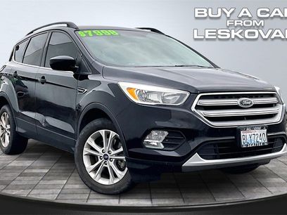 Used 2018 Ford Escape SE w/ SE Sync 3 Package