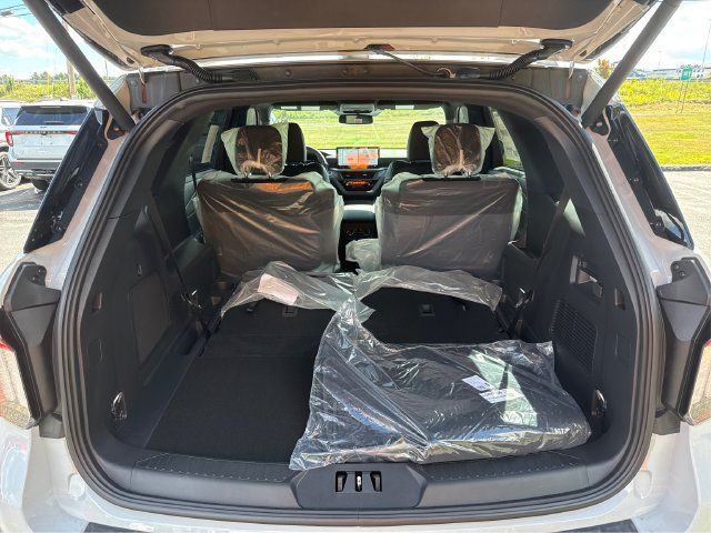 New 2027 Ford Explorer ST-Line w/ Premium Package AWD/4WD image 14