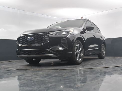 Used 2024 Ford Escape ST-Line image 32