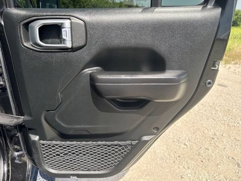 Used 2020 Jeep Wrangler Unlimited Sport S AWD/4WD image 21