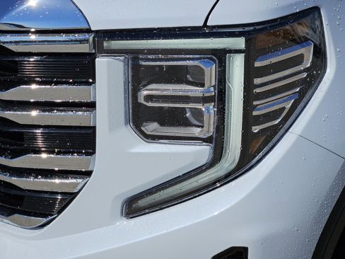 New 2026 GMC Sierra 1500 SLT AWD/4WD image 5