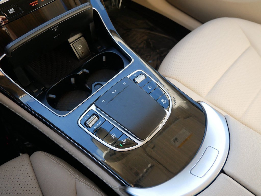 Used 2020 Mercedes-Benz GLC 300 4MATIC Coupe image 24