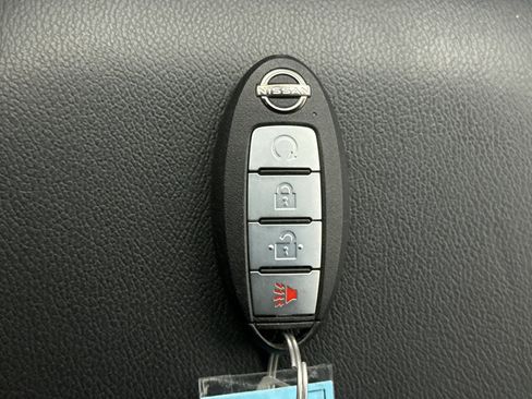 Used 2026 Nissan Frontier PRO-4X w/ Pro-4x Convenience Package AWD/4WD image 21