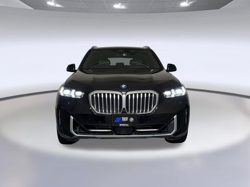 Used 2025 BMW X5 xDrive50e AWD/4WD image 6