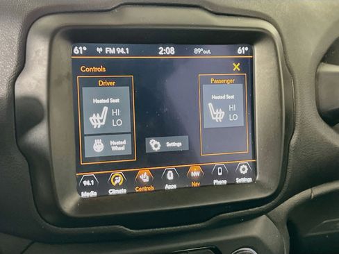 Used 2022 Jeep Renegade Limited AWD/4WD image 20