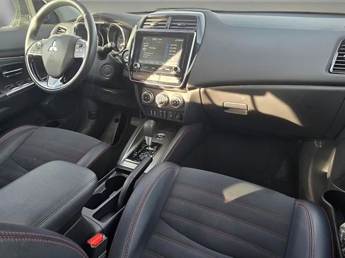 Used 2024 Mitsubishi Outlander Sport SE image 28