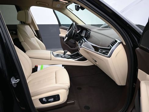 Used 2019 BMW X7 xDrive40i w/ Premium Package image 26
