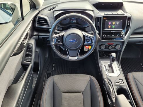 Used 2018 Subaru Crosstrek 2.0i Premium w/ Eyesight System image 10