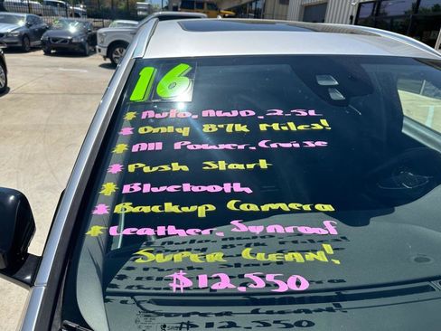 Used 2016 Volvo V60 T5 Cross Country image 2