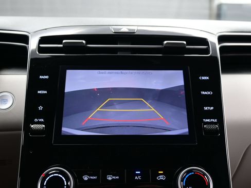 Certified 2023 Hyundai Tucson SEL AWD/4WD image 18