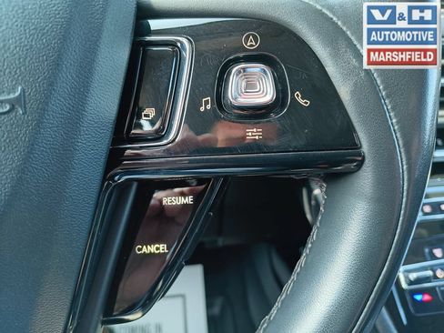 Used 2022 Lincoln Corsair Reserve AWD/4WD image 7