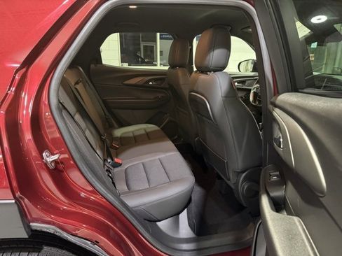 Used 2023 Chevrolet TrailBlazer RS image 13