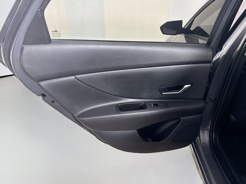 Used 2023 Hyundai Elantra SEL FWD image 26