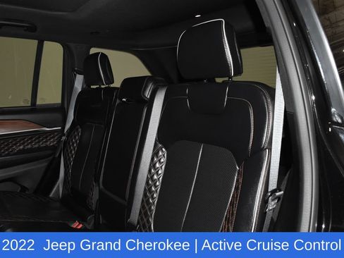 Used 2022 Jeep Grand Cherokee Summit w/ Adv Protech Group IV AWD/4WD image 31