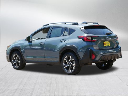 Used 2024 Subaru Crosstrek 2.0i Premium w/ Crosstrek Mirror Package AWD/4WD image 5