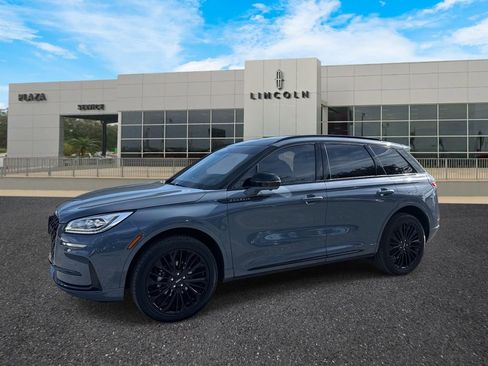 New 2026 Lincoln Corsair Reserve image 8