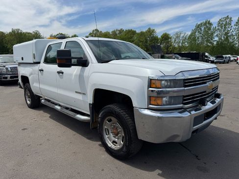 Used 2015 Chevrolet Silverado 2500 W/T AWD/4WD image 7