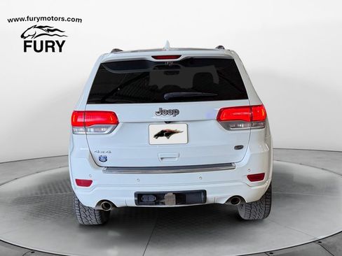 Used 2017 Jeep Grand Cherokee Overland AWD/4WD image 4