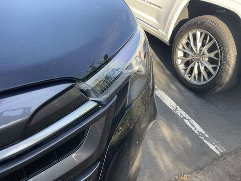 Used 2025 Subaru Forester Limited image 5