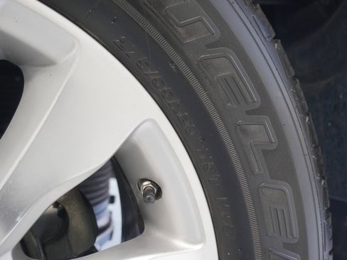 Used 2011 Toyota Sequoia Platinum image 35