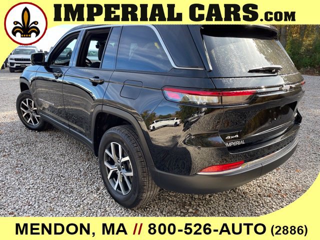 New 2027 Jeep Grand Cherokee Laredo X AWD/4WD image 9