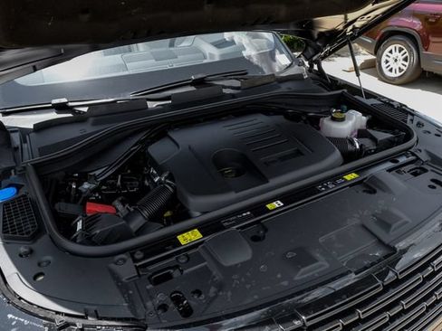 New 2026 Land Rover Range Rover SE AWD/4WD image 61