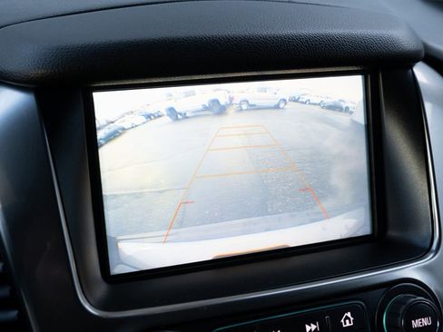 Used 2019 Chevrolet Tahoe LT image 4