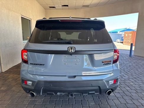 Used 2022 Honda Passport TrailSport image 3