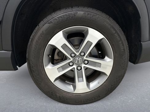 Used 2025 Honda Pilot EX-L image 22
