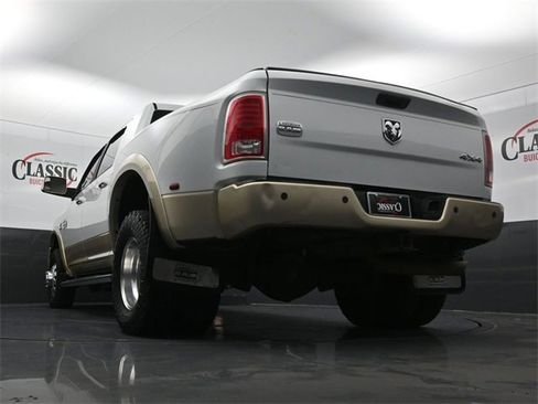 Used 2015 RAM 3500 Laramie Longhorn image 28