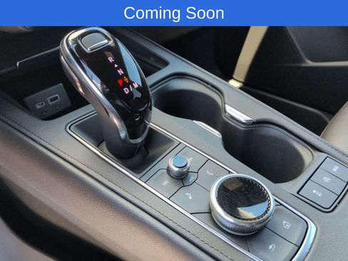 Used 2023 Cadillac XT4 Premium Luxury w/ Cold Weather Package AWD/4WD image 31