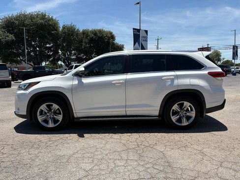 Used 2019 Toyota Highlander Limited FWD image 5