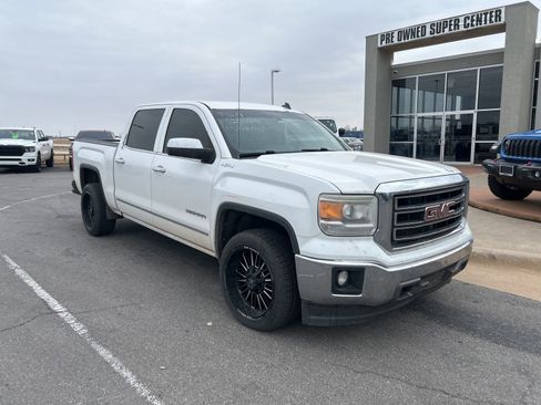 Used 2014 GMC Sierra 1500 SLT w/ SLT Crew Cab Value Package image 3