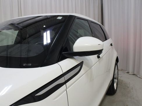 Used 2020 Land Rover Range Rover Evoque SE AWD/4WD image 34