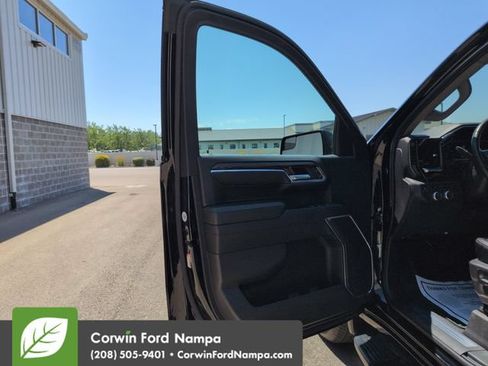 Used 2024 GMC Sierra 1500 Elevation w/ LPO, Elevation Black Package AWD/4WD image 10