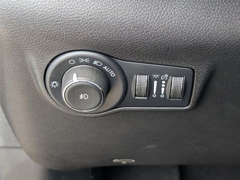 Used 2022 Jeep Compass High Altitude AWD/4WD image 22