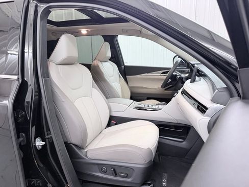 Certified 2026 INFINITI QX60 Pure w/ Cargo Package AWD/4WD image 47