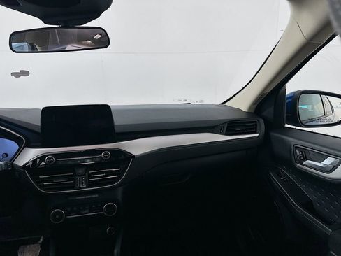 Used 2020 Ford Escape SE image 22