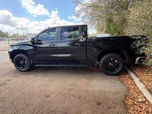 Used 2025 Chevrolet Silverado 1500 LT w/ Protection Package image 9